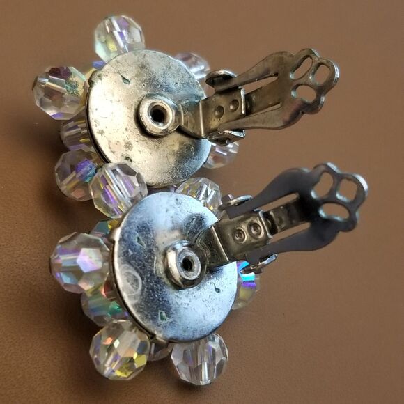 Vintage Aurora Borealis Bead Cluster Clip-On Earrings Crystal Button Style - Picture 9 of 9